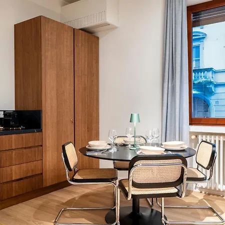 Tantardini House Near Navigli-bocconi Apartmán Milán